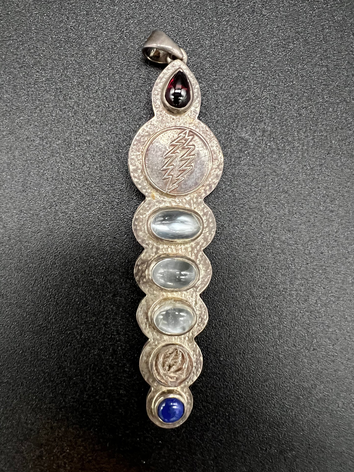 Grateful Don pendant