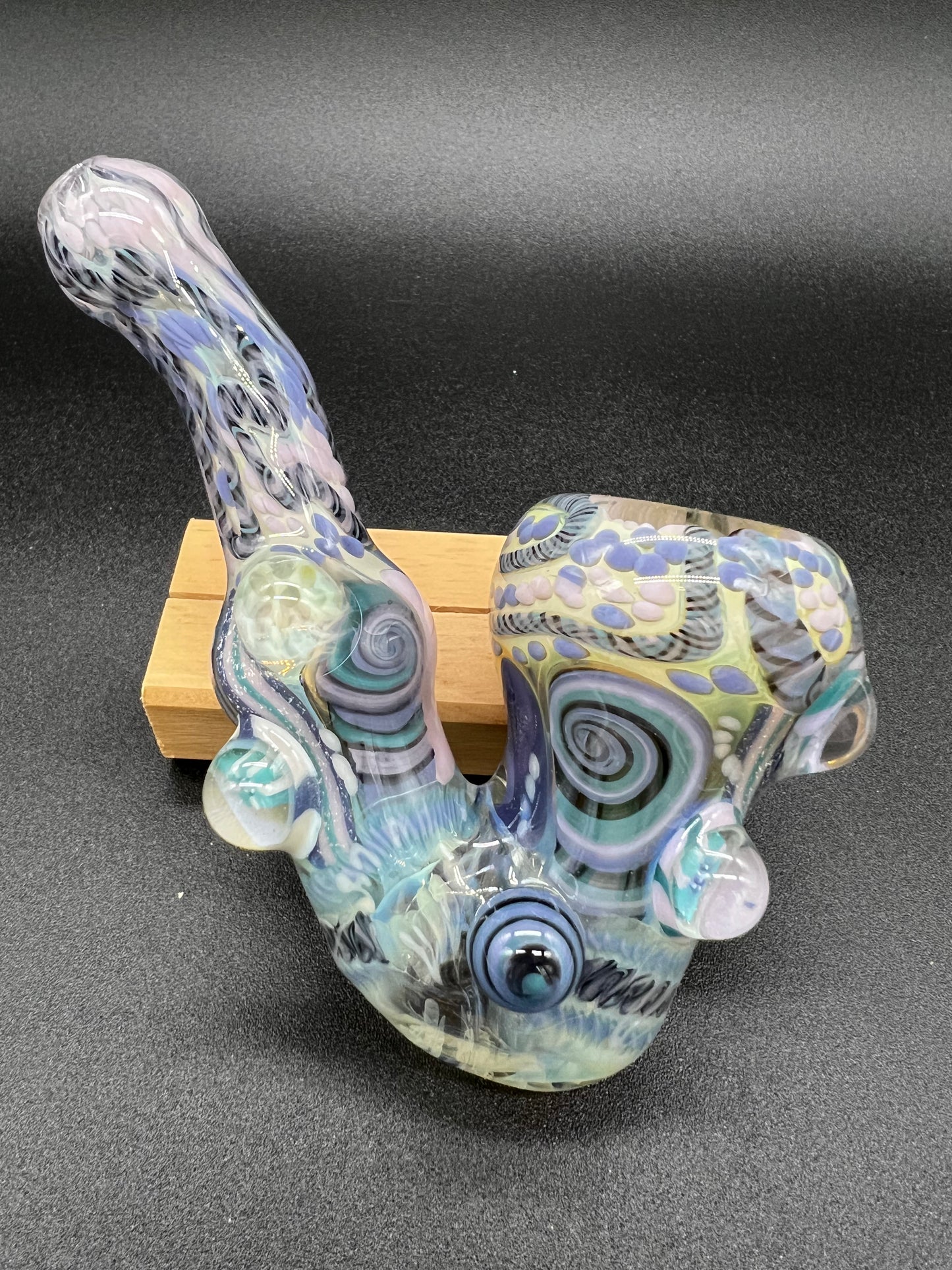 Gloria Glass