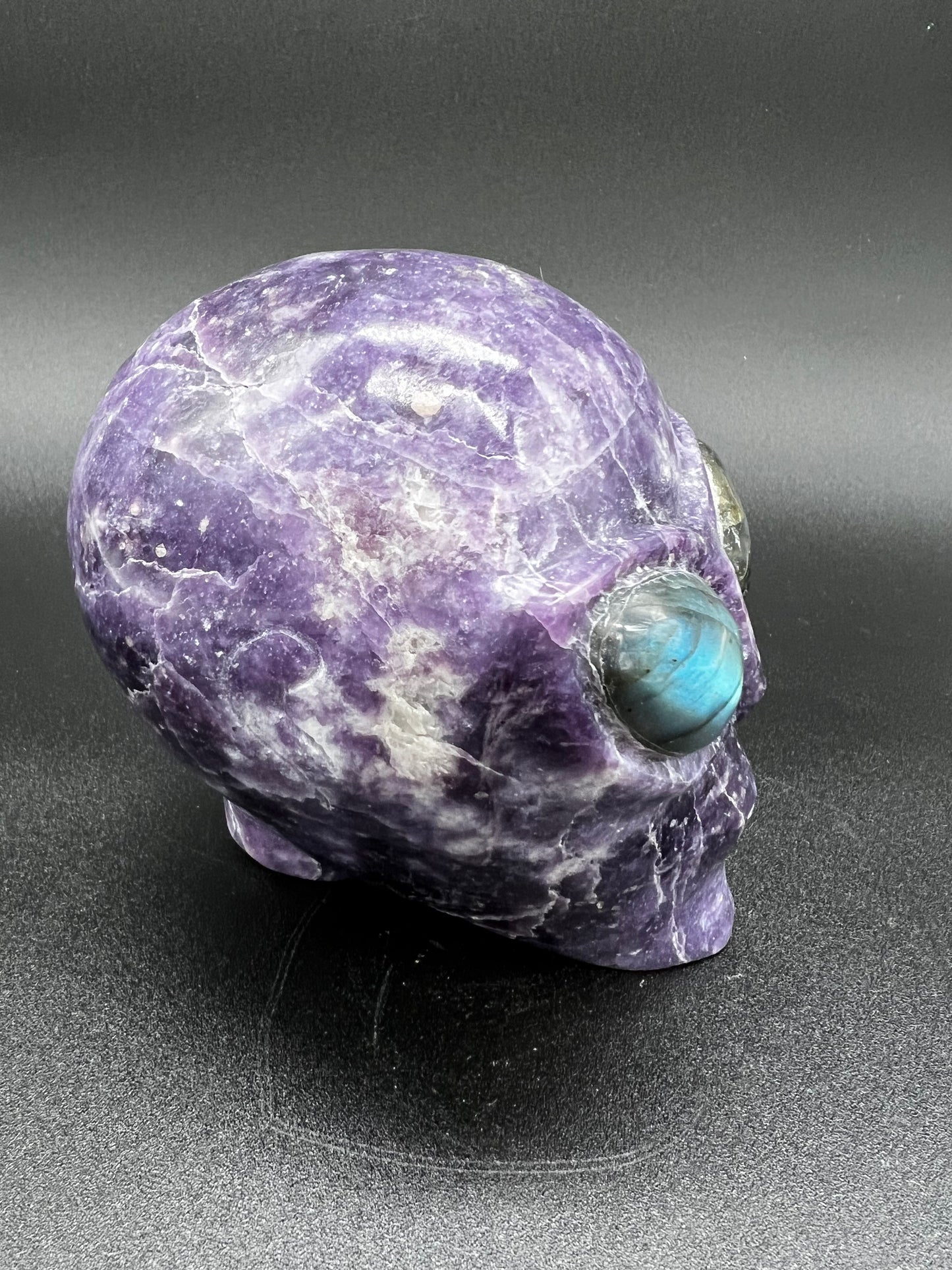 Lepidolite/labradorite skull